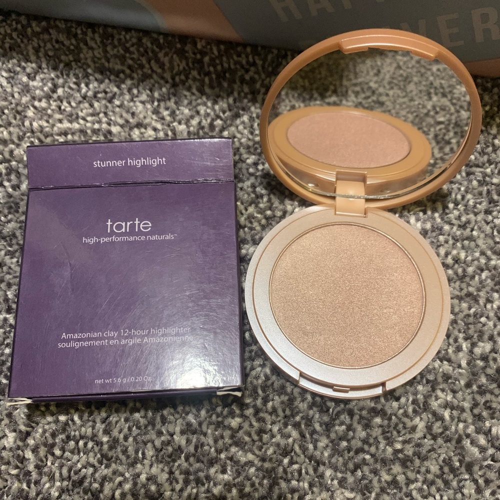 Tarte stunner highlighter